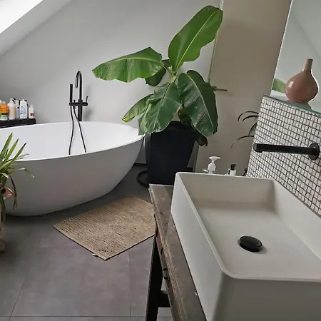 Apartment 100m² Office Loft 10 Min Von Wurzburg Stadtmitte Thuengersheim