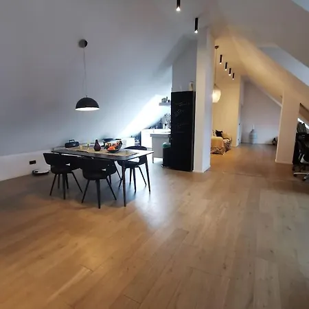 100m² Office Loft 10 Min Von Wurzburg Stadtmitte Apartment *