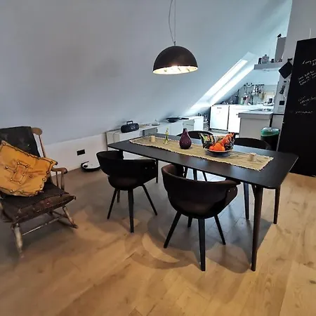 Apartment 100m² Office Loft 10 Min Von Wurzburg Stadtmitte